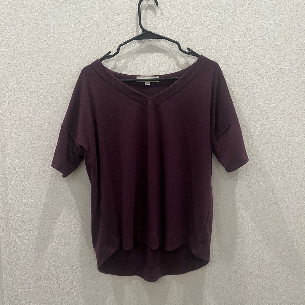 LOFT Deep Purple V-Neck Short Sleeve Tee Size Small